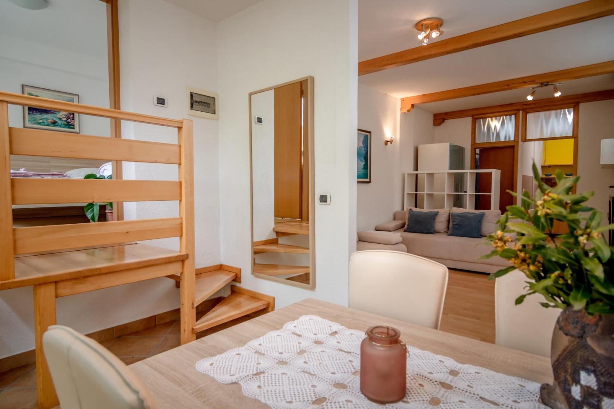 Apartament Hisa Taljat Most na Soči Zewnętrze zdjęcie